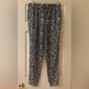 New Look Black & White Patterned Maternity Pants
